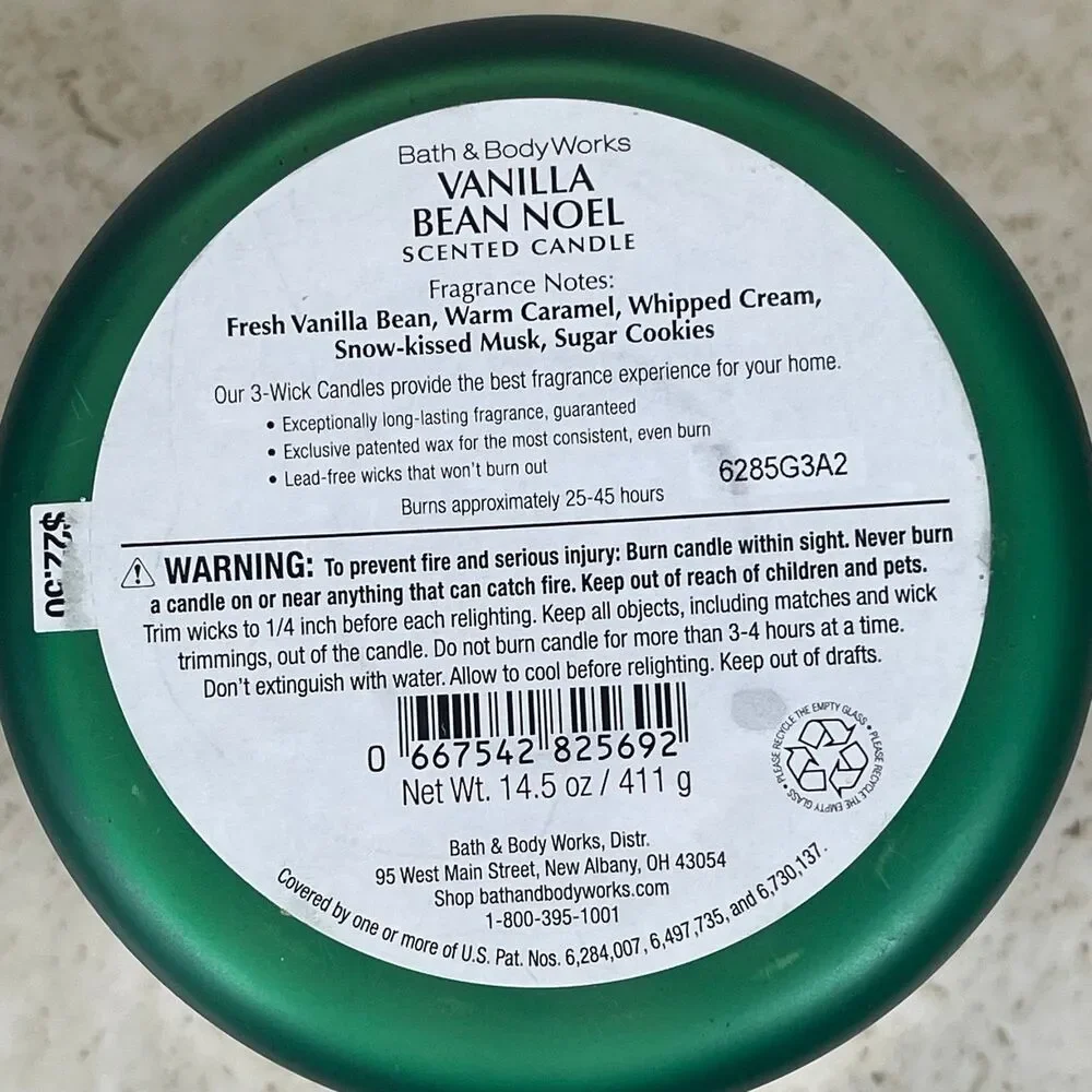 Bath & Body Works | Vanilla Bean Noel 3-Wick Candle - Picture 3 of 5